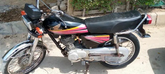 honda-125-2012-model-karachi-no-big-3